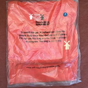 Brand New in the packaging short sleeve Dutch Bros T-shirt